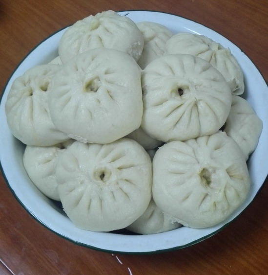 石鼓花园做的老面包子