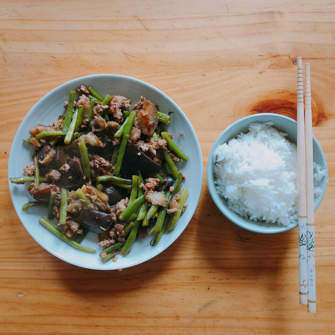 肉末烧豆角茄子