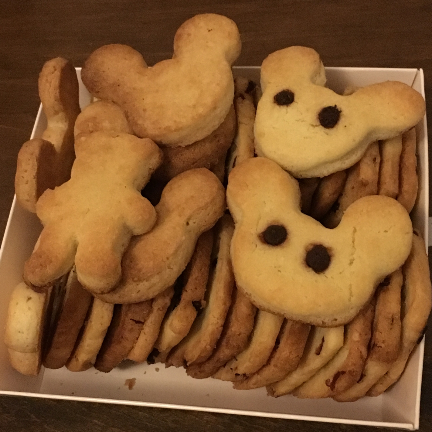 超简单！好吃又平整的糖霜饼干底的做法（附贴心小提示哦）