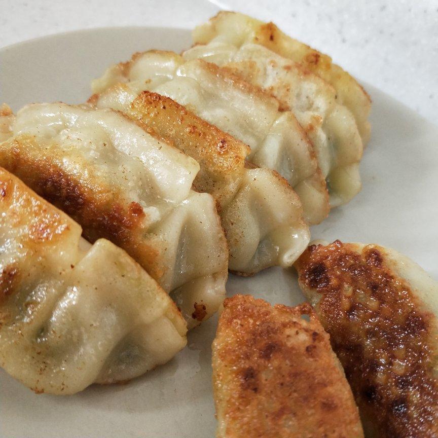 我是一份煎饺（生煎速冻饺）
