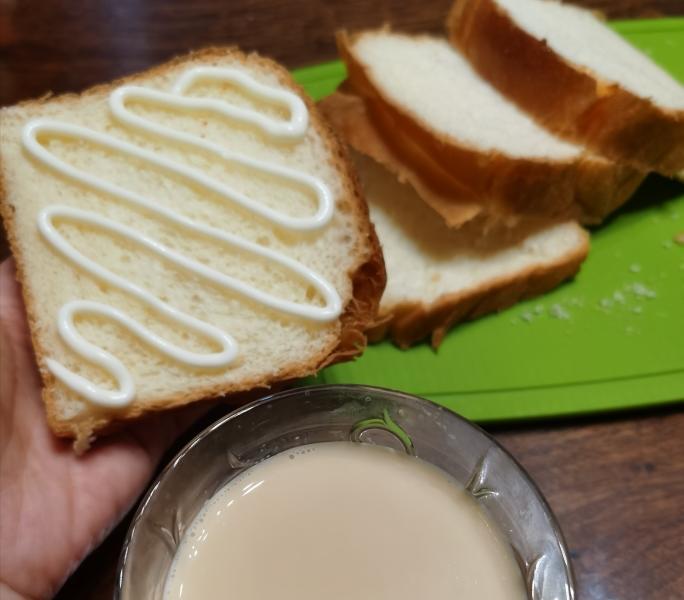 纯奶手撕吐司的做法 步骤1