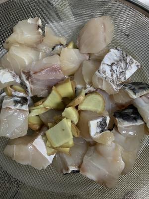 绝对湘味：紫苏回锅鱼块的做法 步骤3
