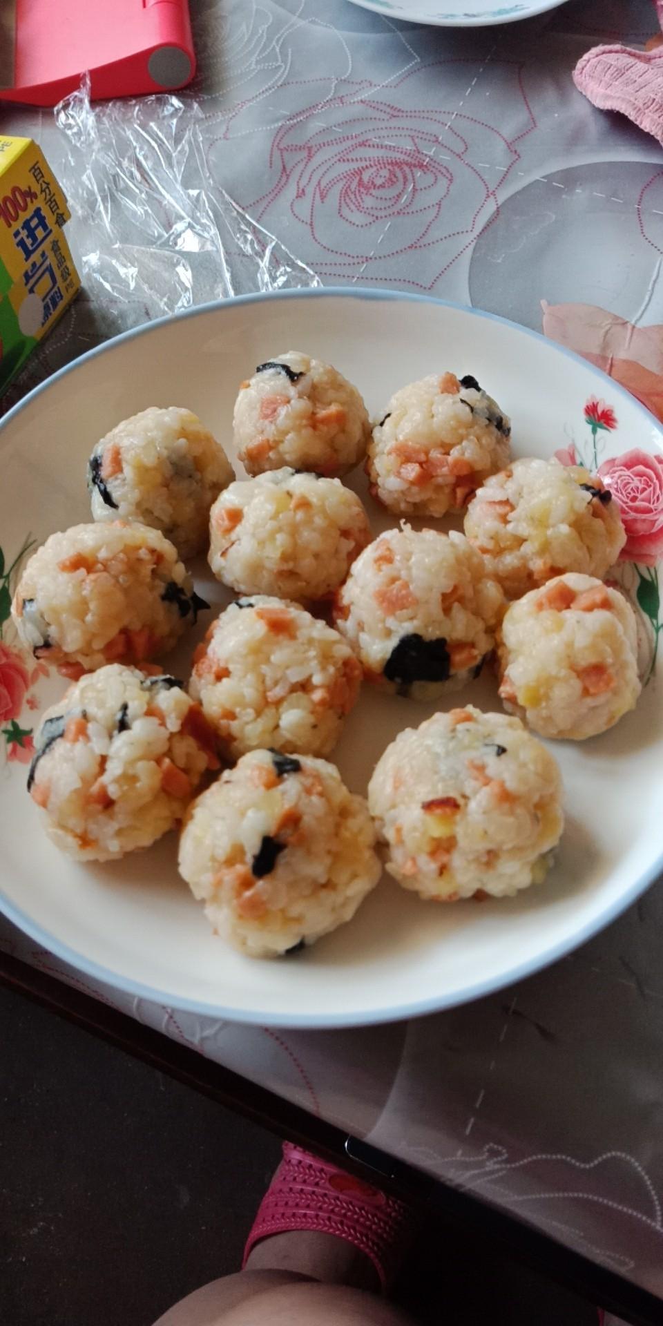 土豆紫菜饭团的做法