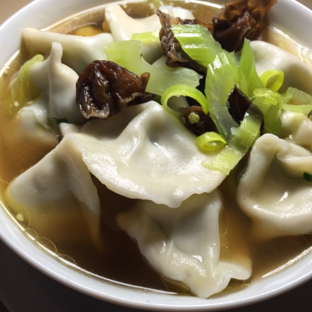 酸汤水饺