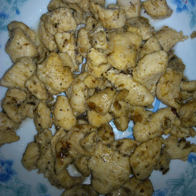 孜然鸡肉粒
