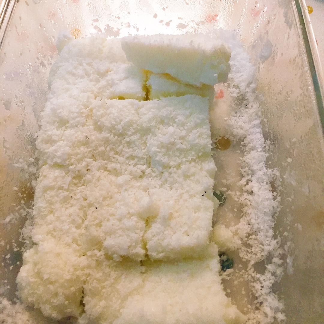 椰丝奶冻～椰丝小方～不用烤箱的小甜品！