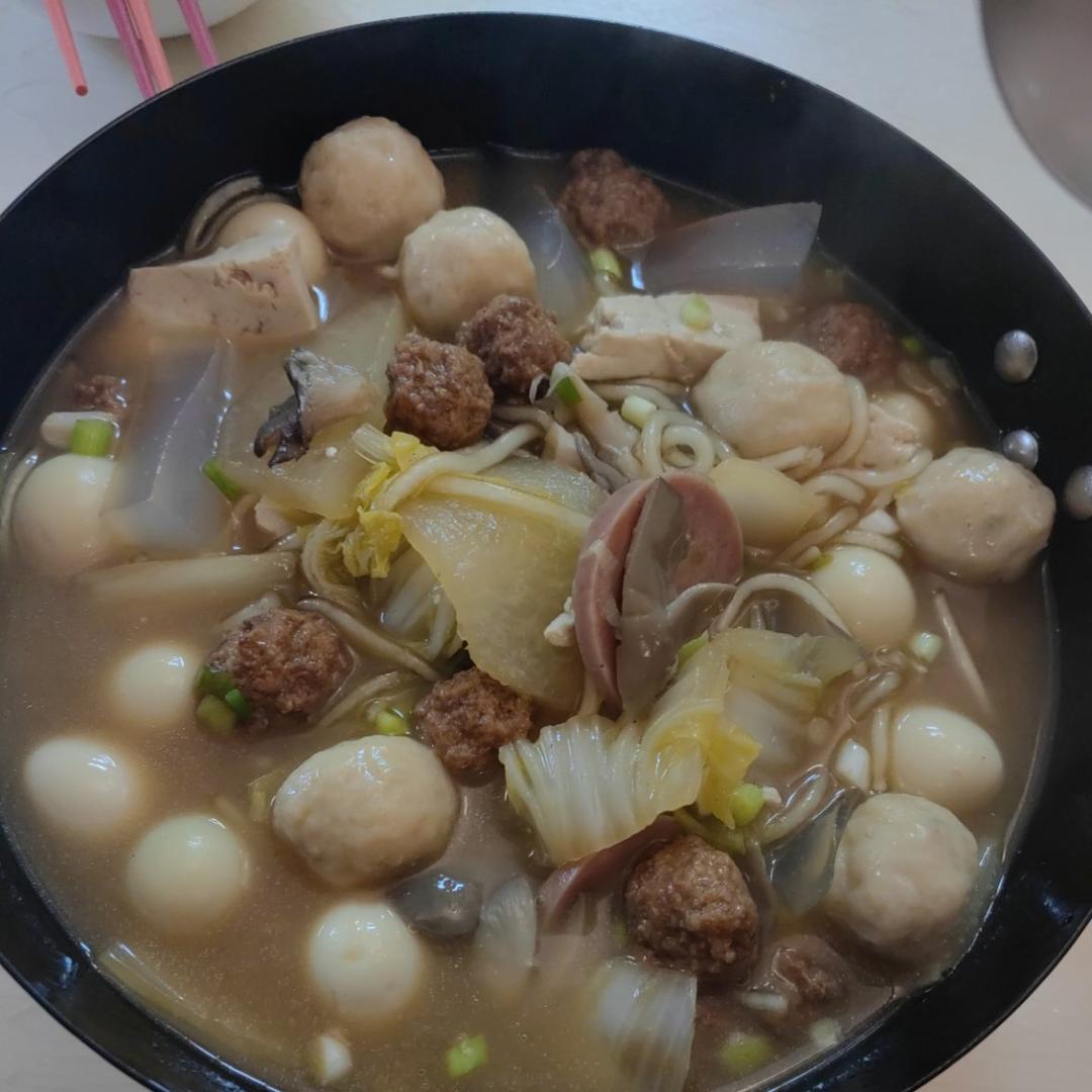 砂锅白菜丸子煲