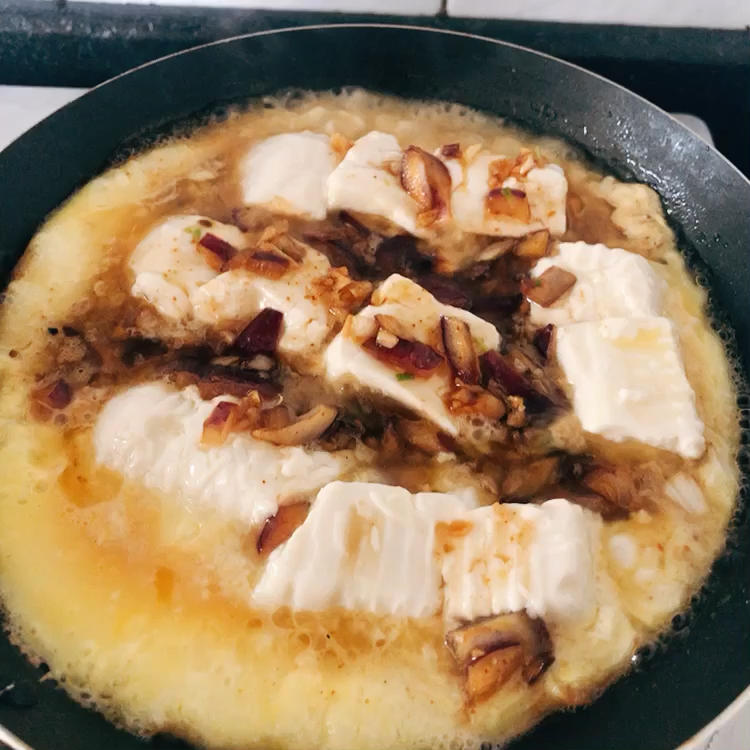 好吃到飞起！超级下饭的豆腐煲，米饭🍚不够吃了