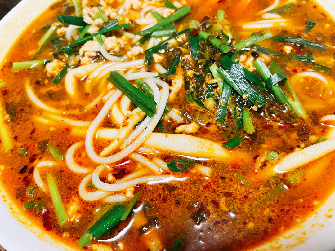 古怪了古怪做的小锅米线附万能汤底做法