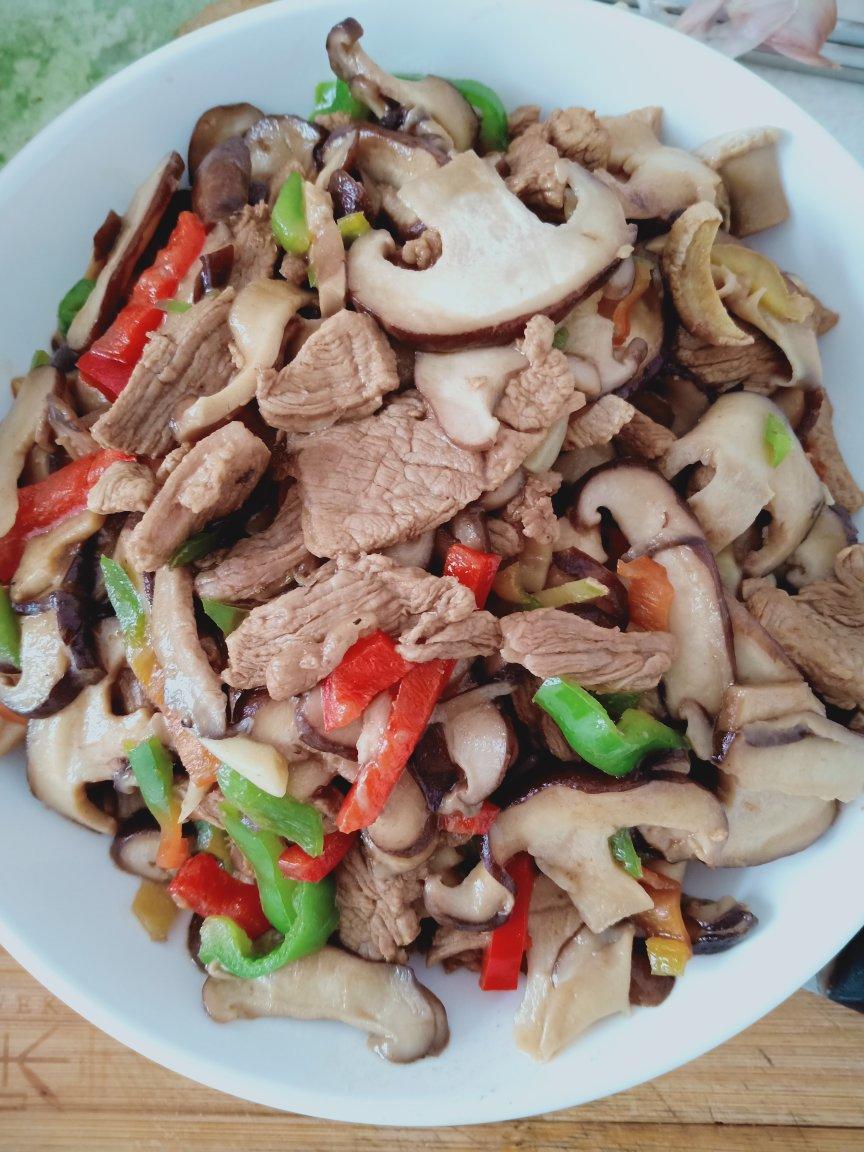 香菇炒肉