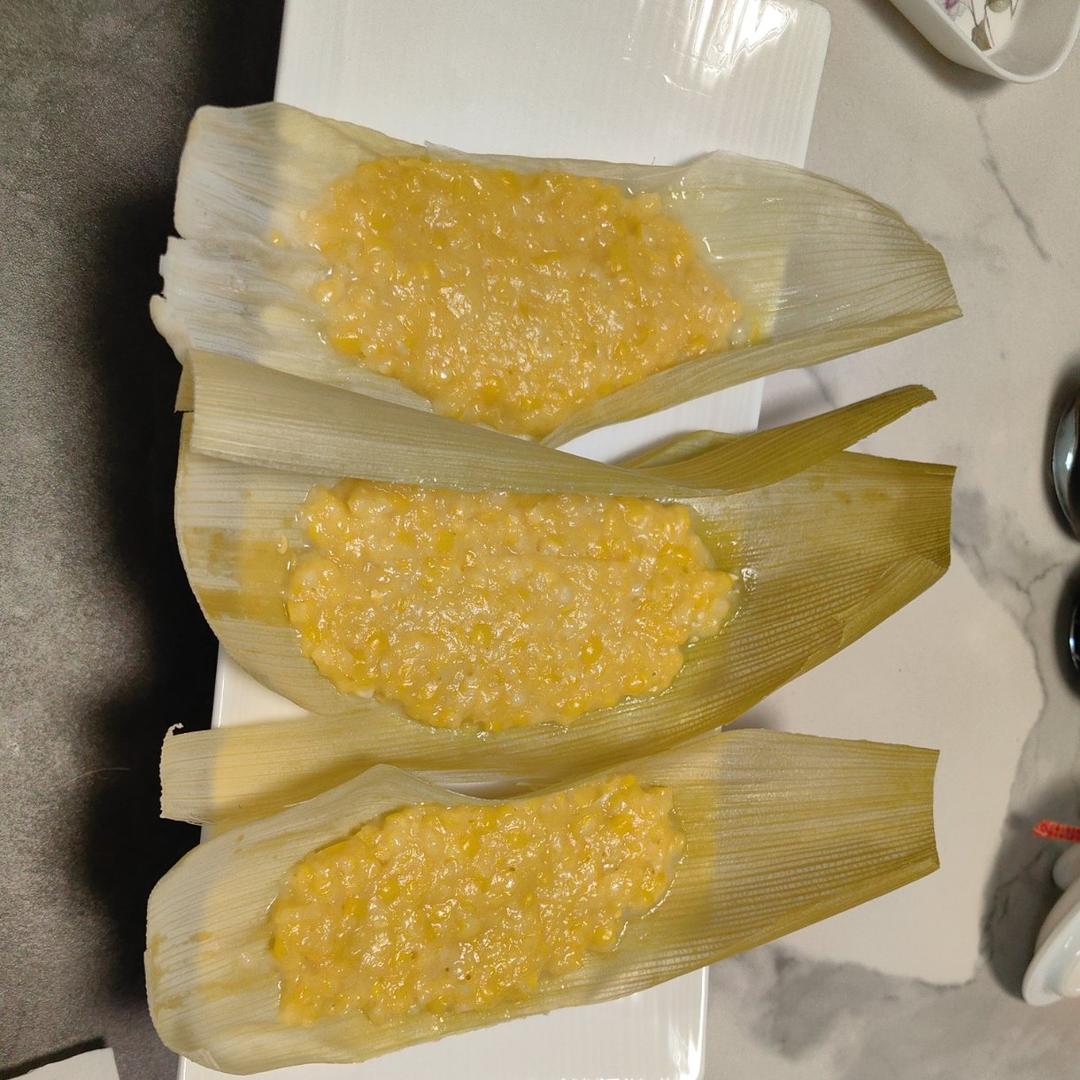 蒸鲜玉米糕一一玉米粑粑