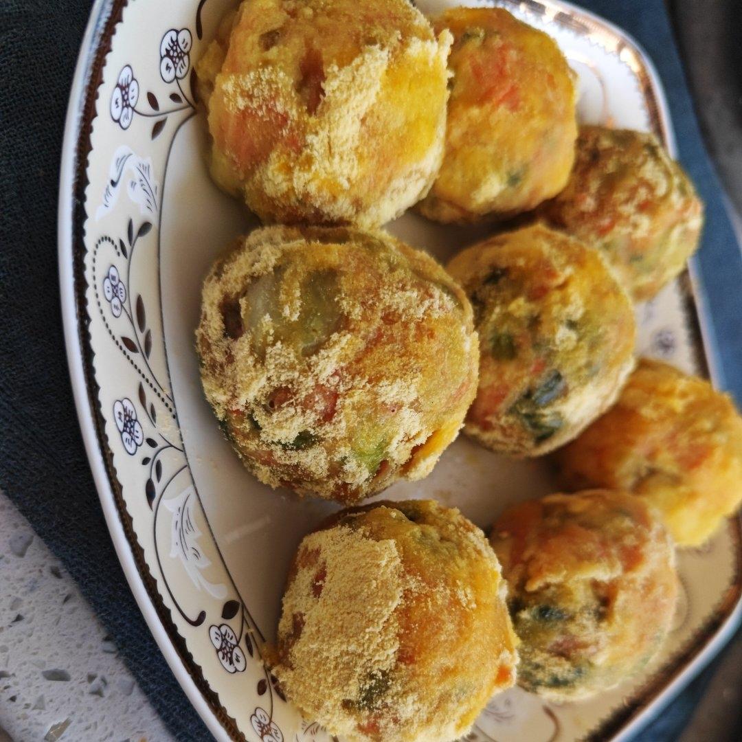 玉米面菜团子