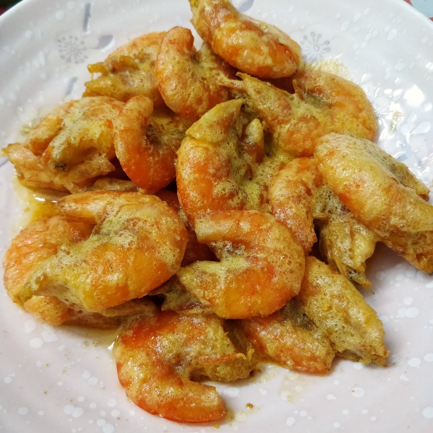 金沙咸蛋黄虾（简单又好吃）