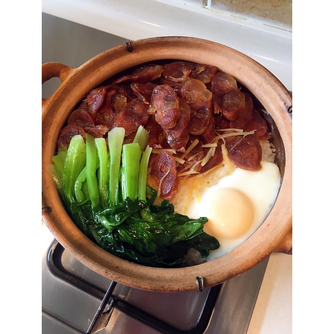 香肠煲仔饭