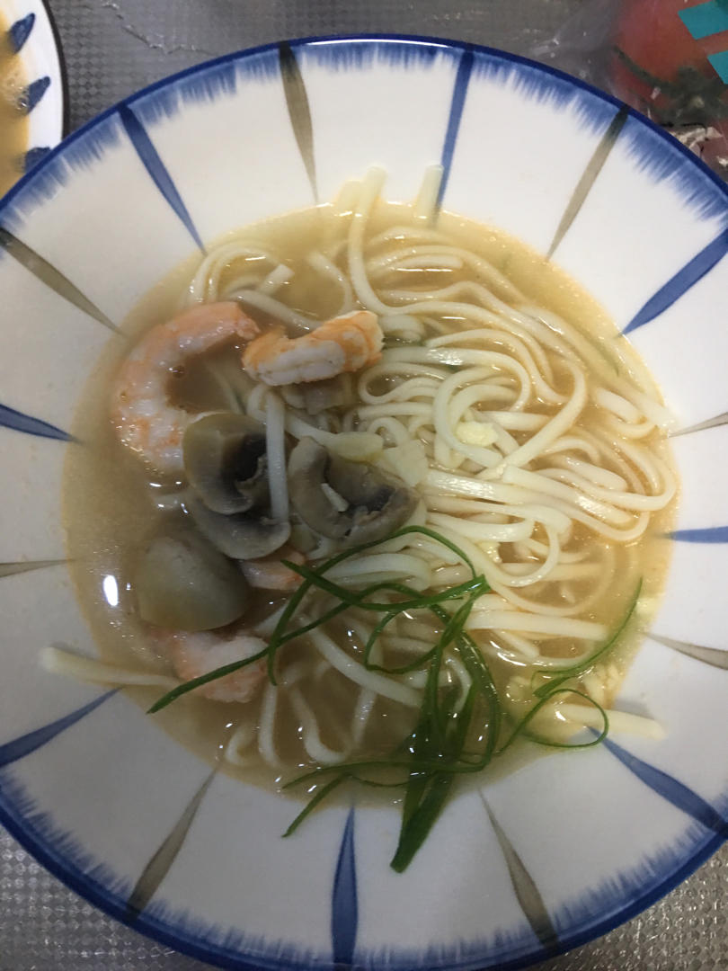 大虾爆锅面