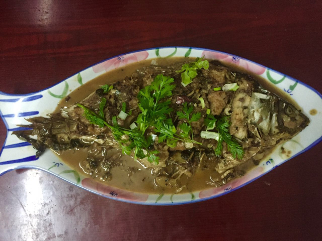 红烧鲤鱼