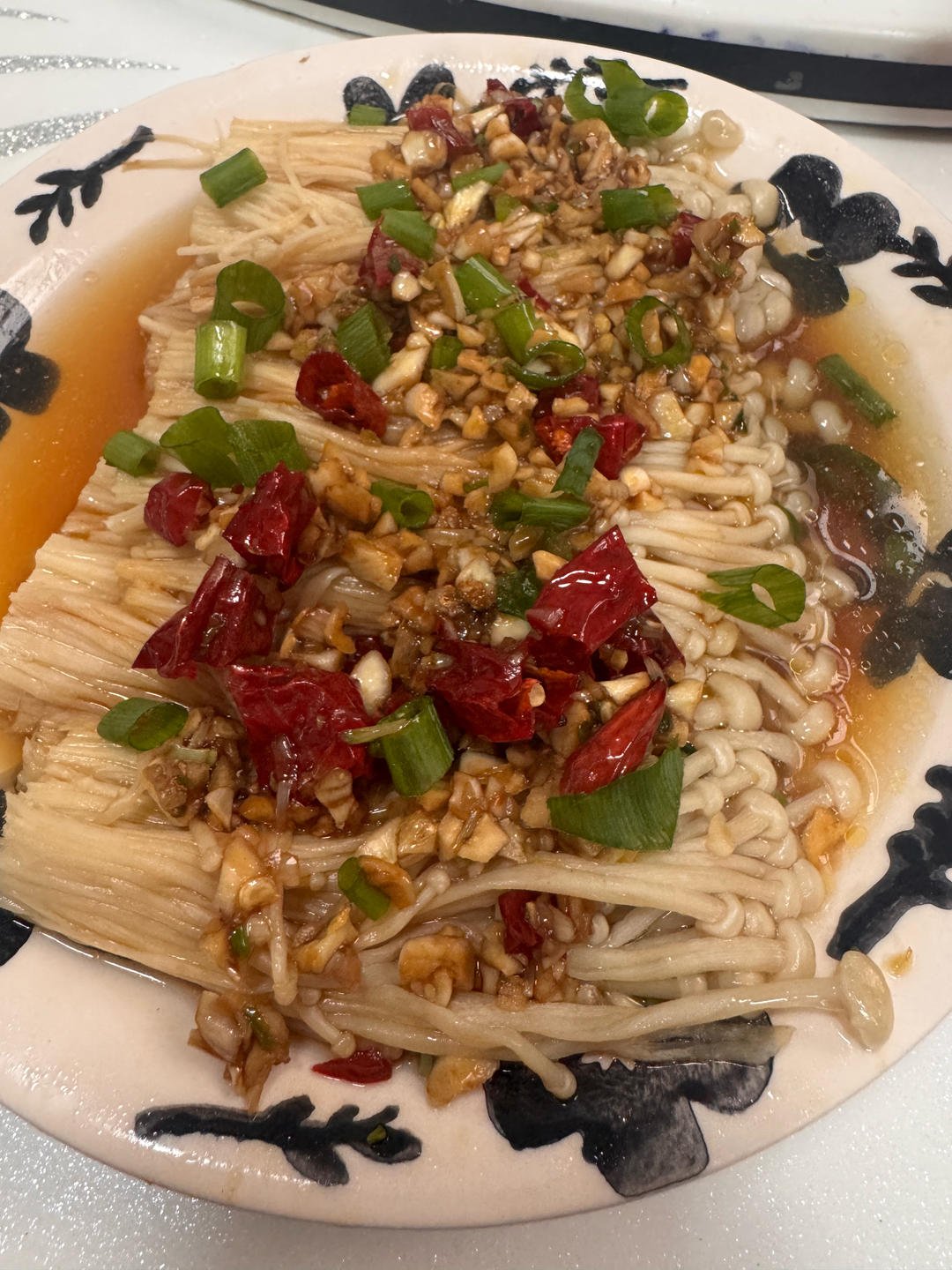 超级下饭的蒜蓉金针菇！好吃到爆