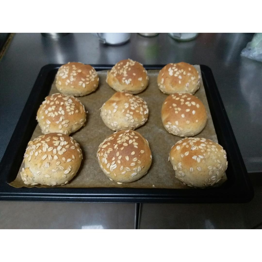 【BBA·学徒面包师】燕麦全麦小餐包