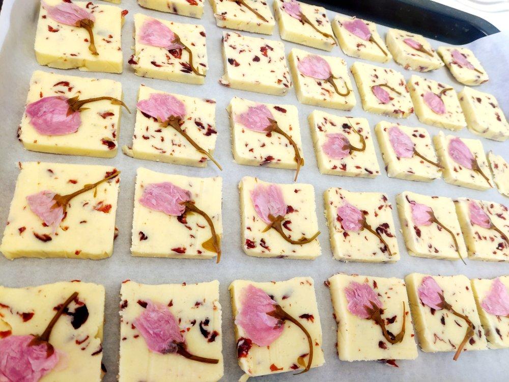 樱花蔓越莓曲奇饼干