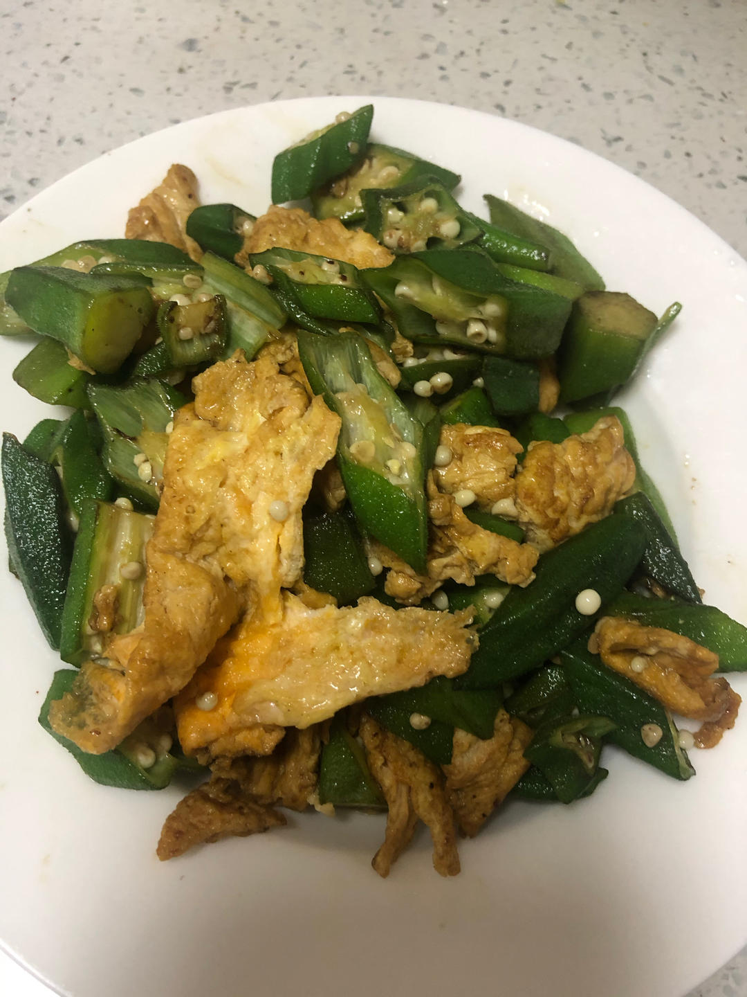 秋葵炒鸡蛋