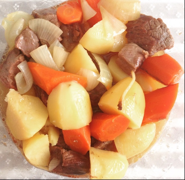 日式土豆炖牛肉（肉じゃが）