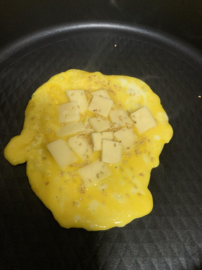 简单方便早餐--芝士鸡蛋饼（生酮）