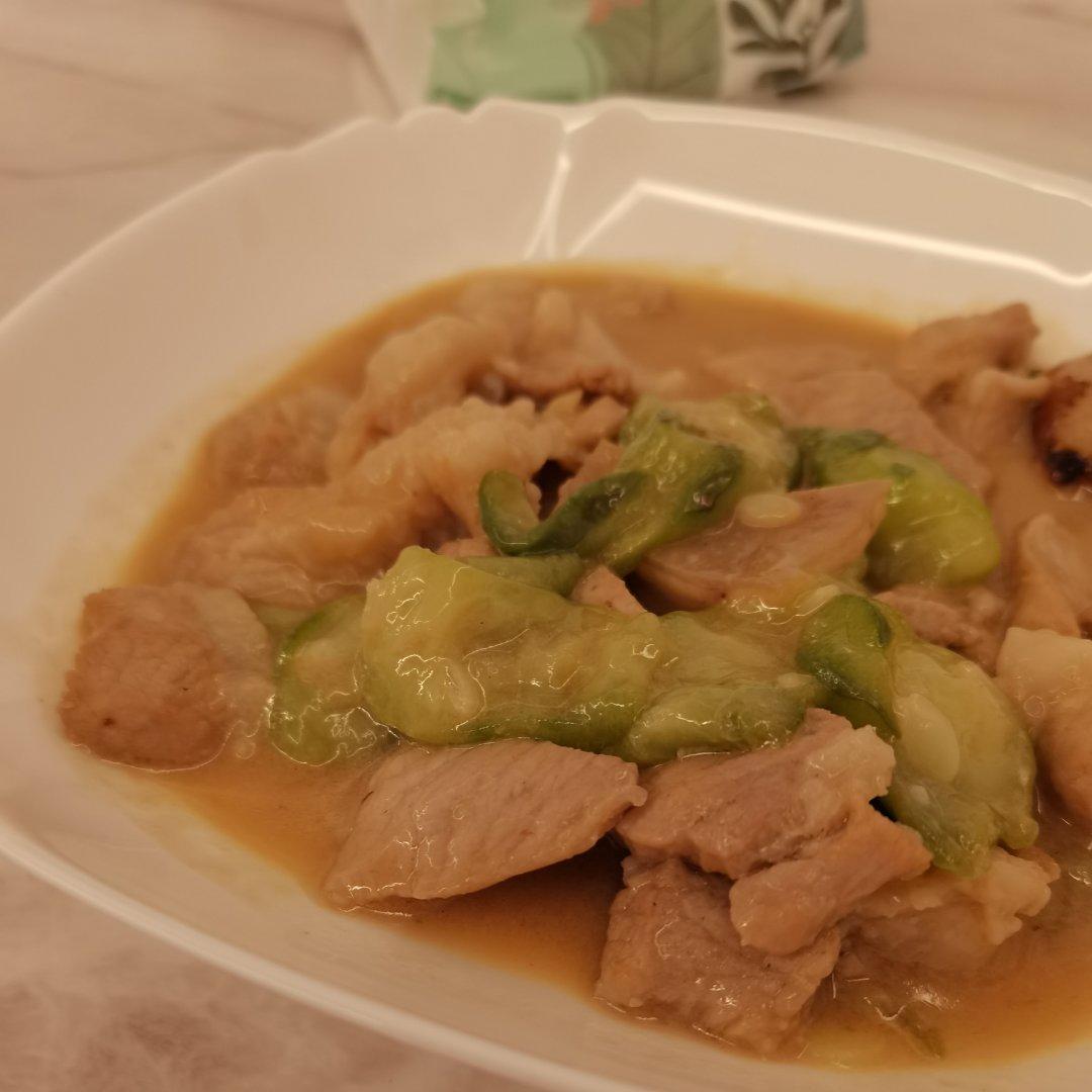 超甜的丝瓜炒肉😋