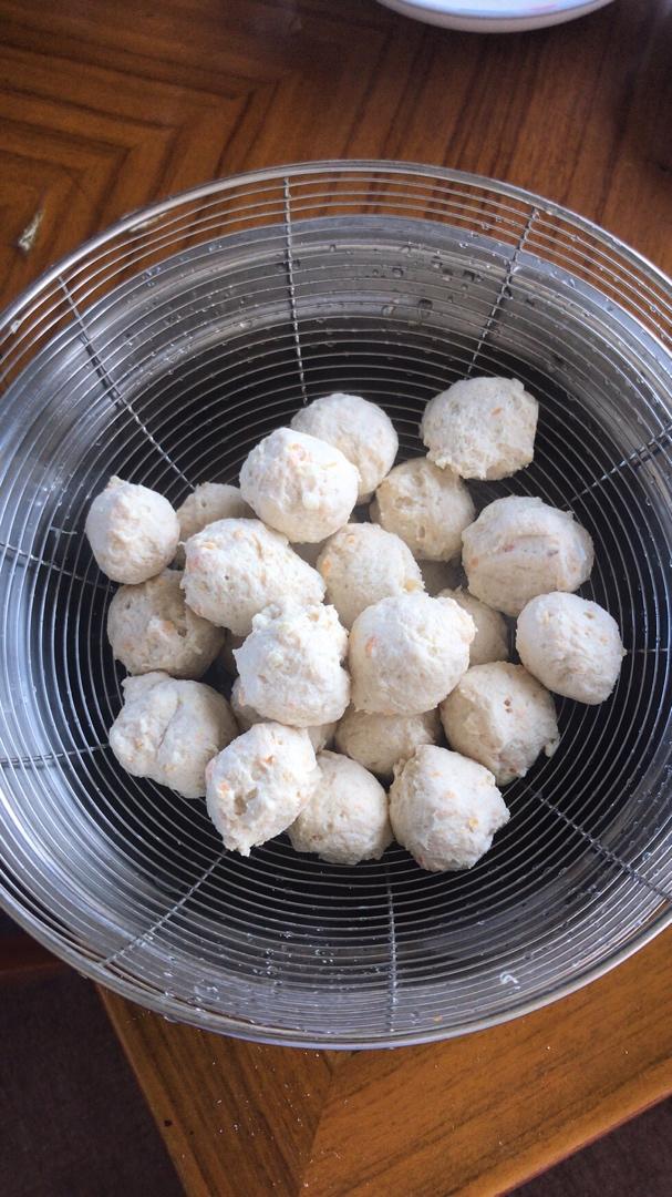 减肥好吃的鸡胸肉丸子