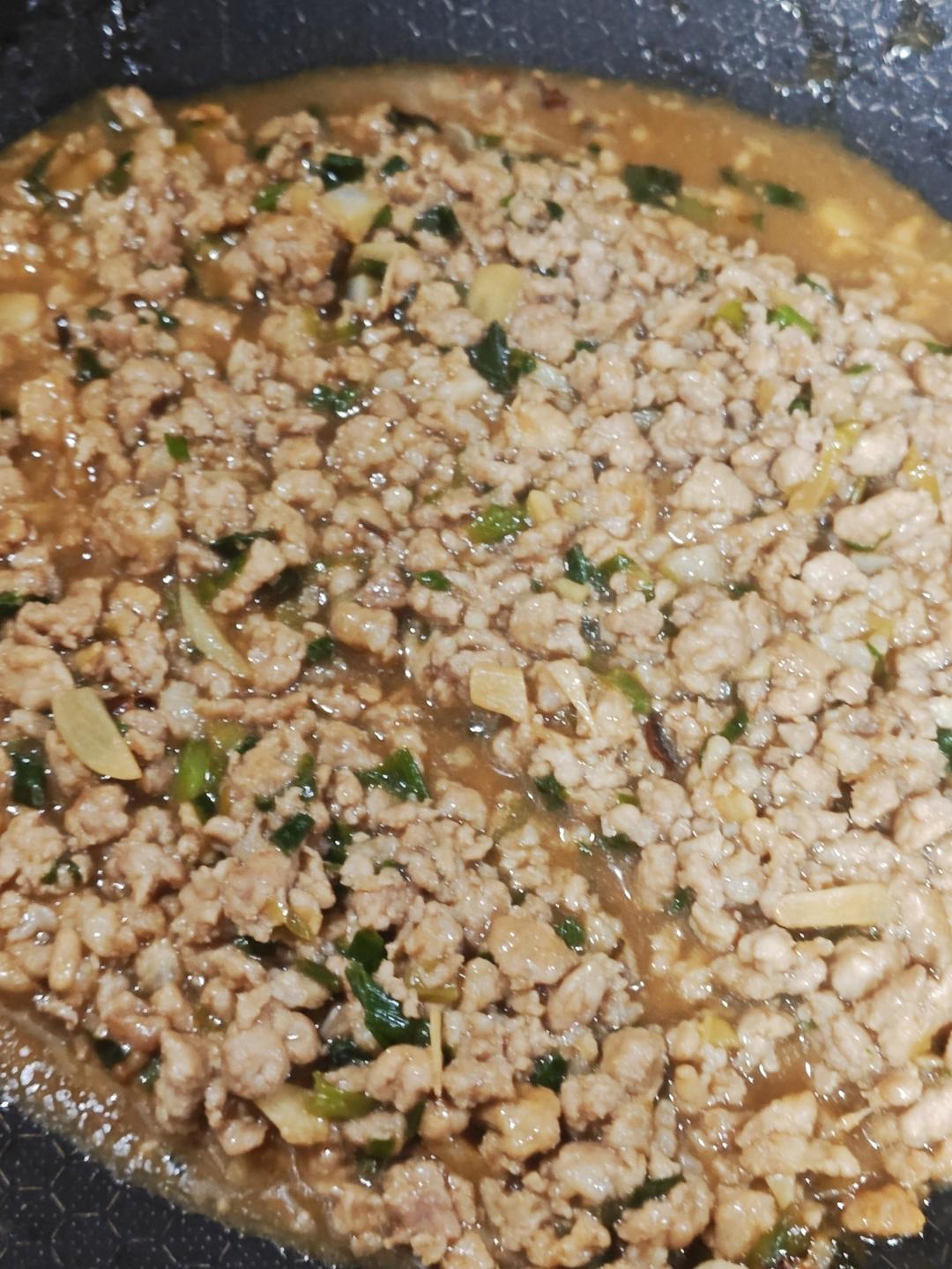 真想让你们尝尝这碗肉酱拌面🍜太香太香了