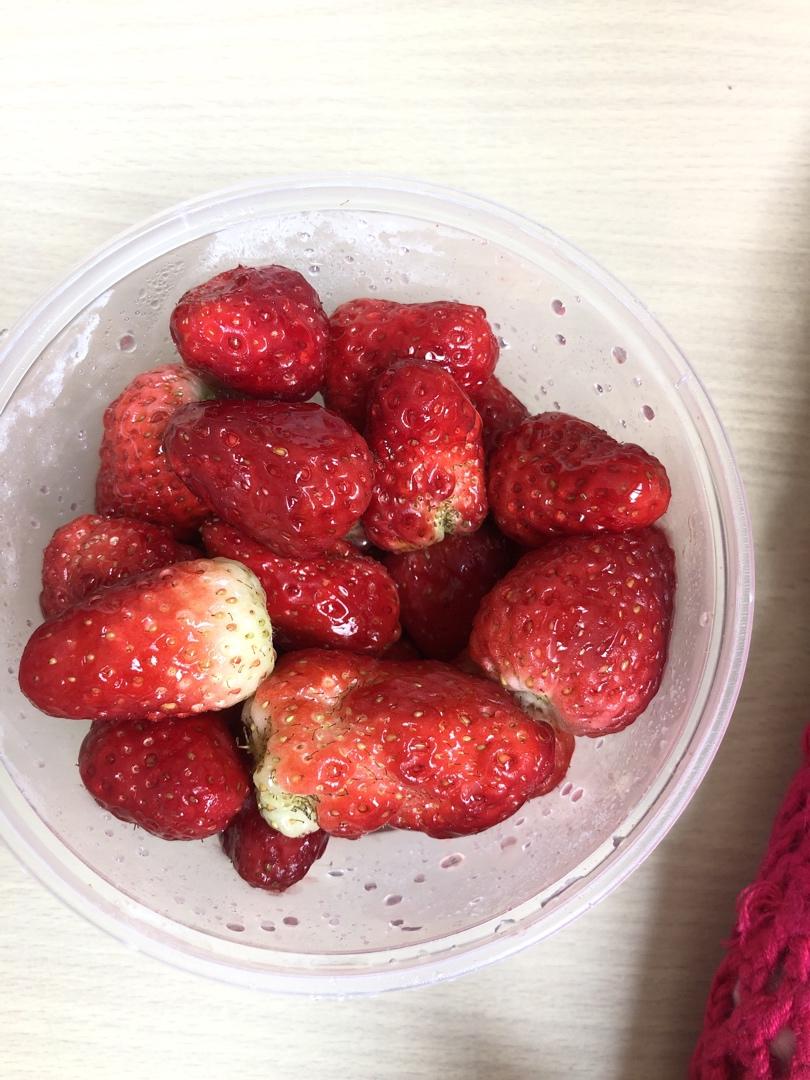 聚散依依1做的冰冻草莓