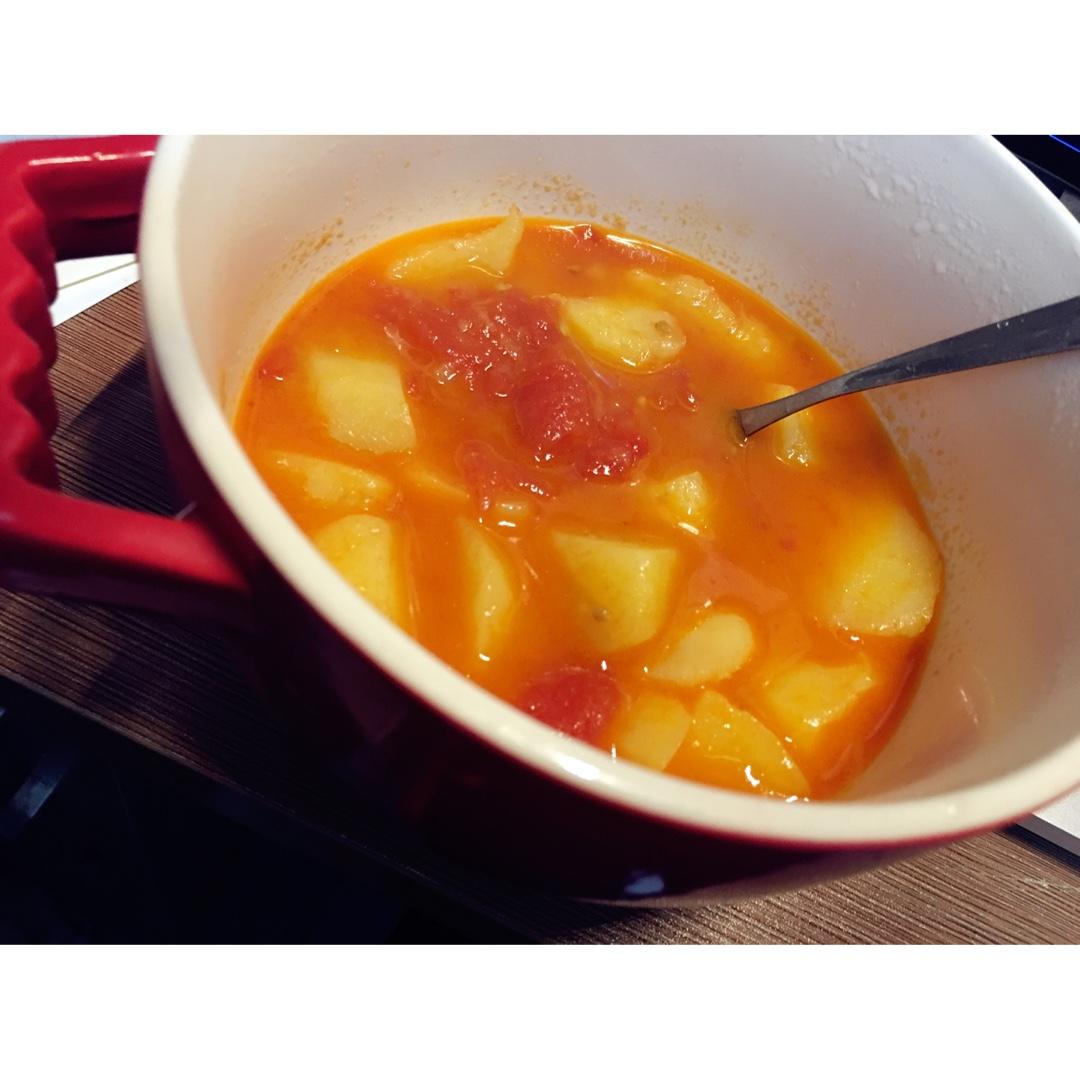 超级浓超好喝的番茄土豆汤