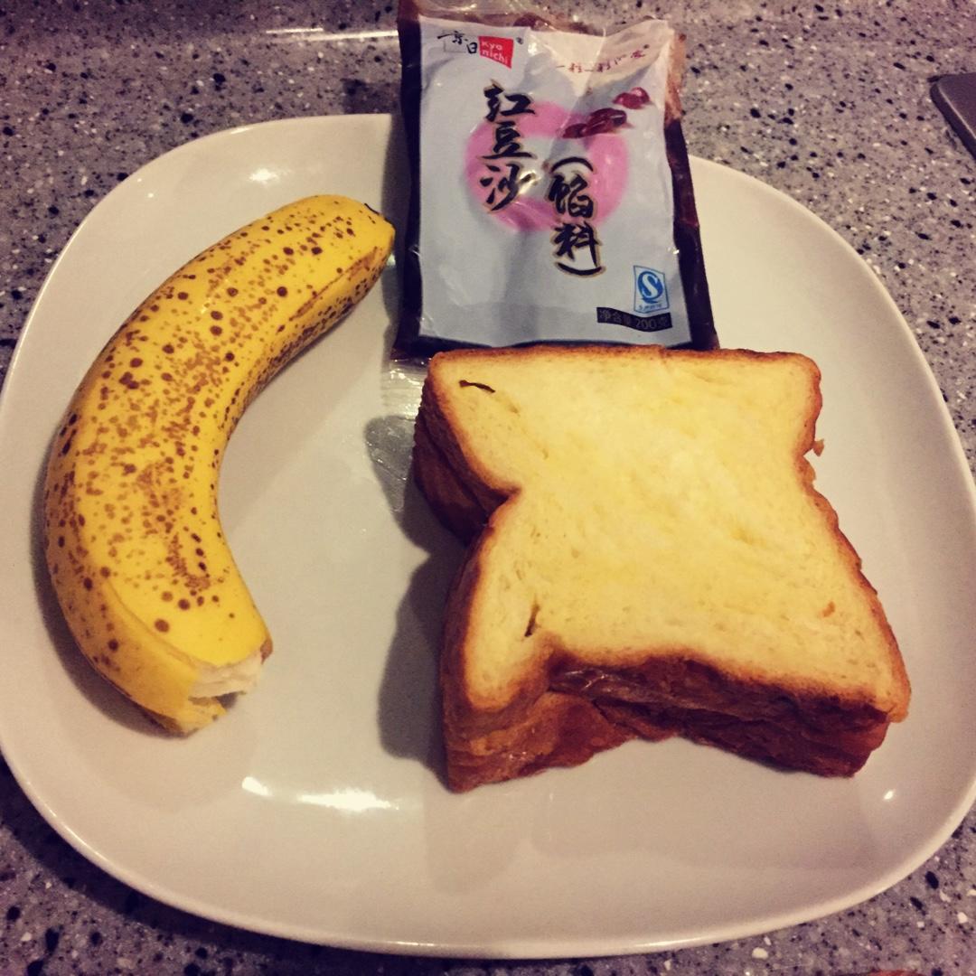 香蕉鸡蛋吐司卷
