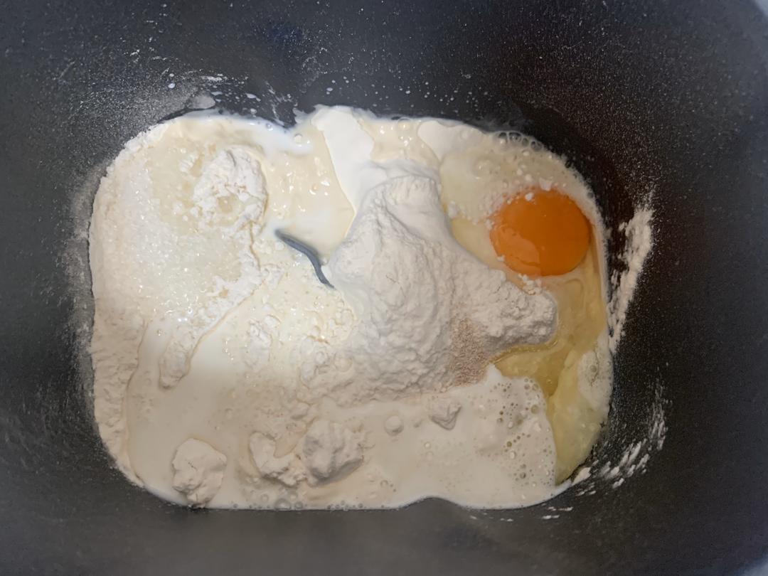 纯奶手撕吐司的做法 步骤1