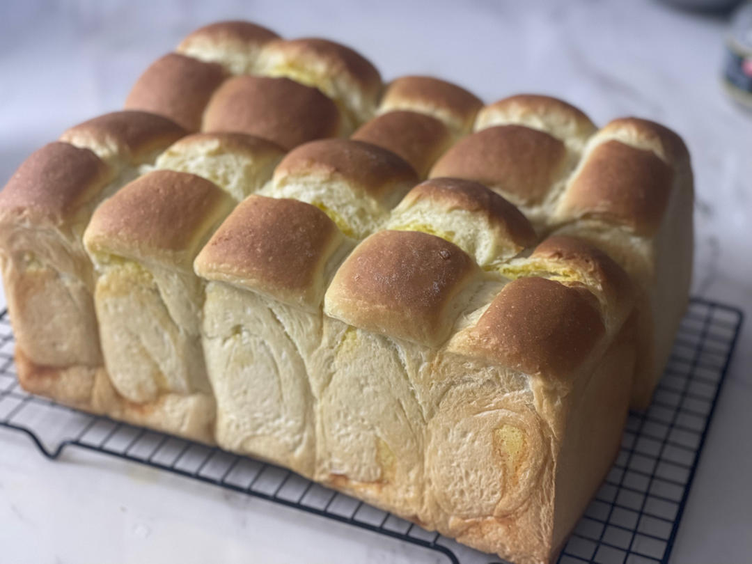 顶级黄金椰蓉吐司