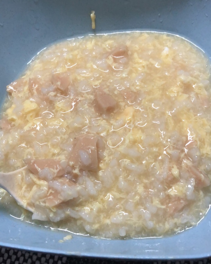 玉米鸡蛋火腿粥