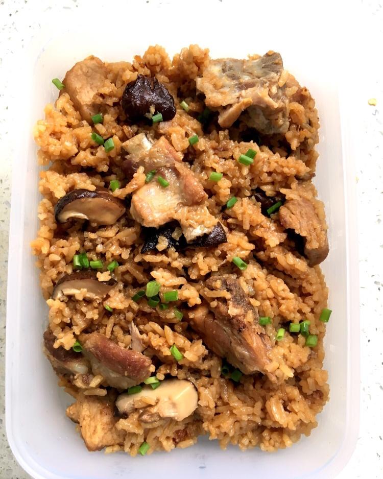 喷香排骨焖饭