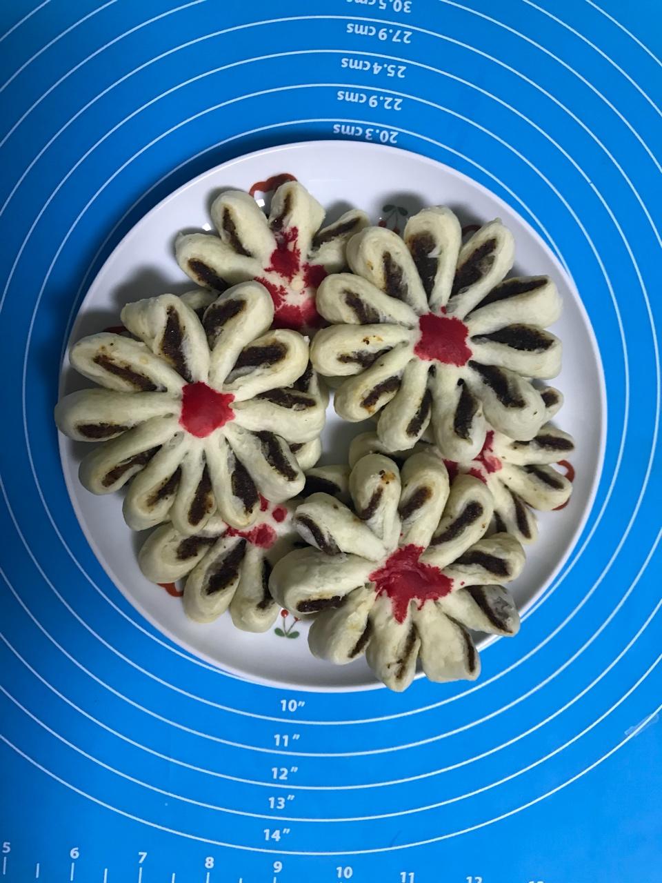 枣花酥，枣泥菊花酥