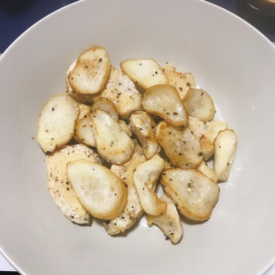 低卡减脂瘦身餐——杏鲍菇煎炒鸡胸肉