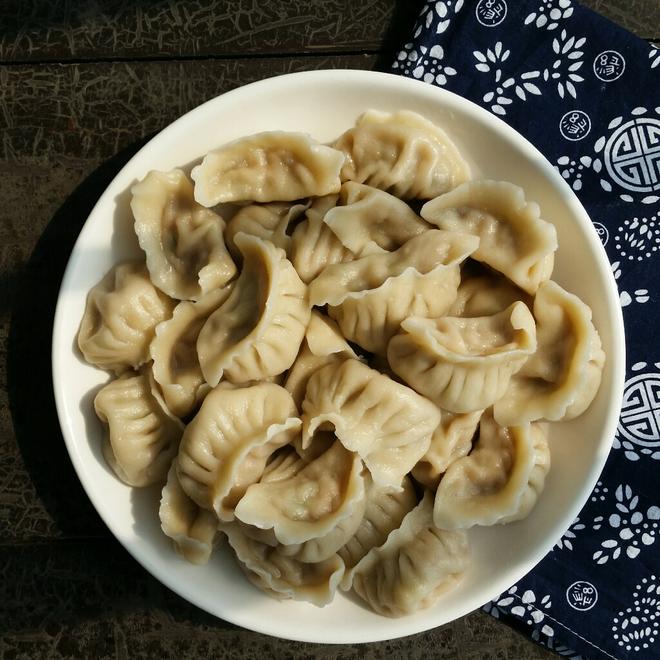 杏鲍菇猪肉水饺的做法