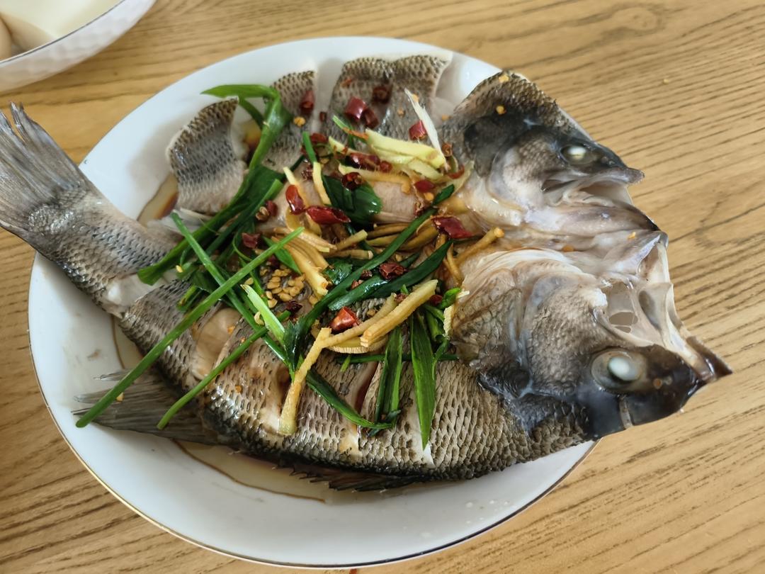 清蒸鱼（桂鱼、鲈鱼、多宝、鳊鱼均适用）