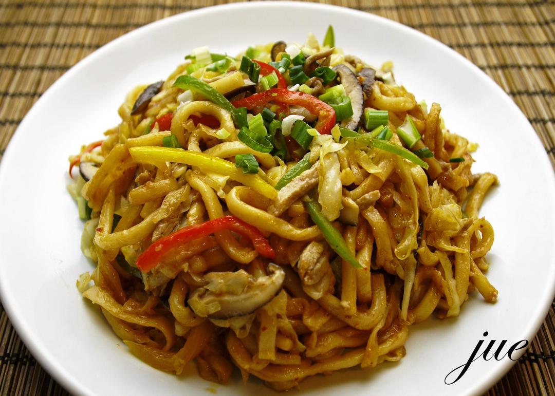 燒うどん（香辣味）的做法