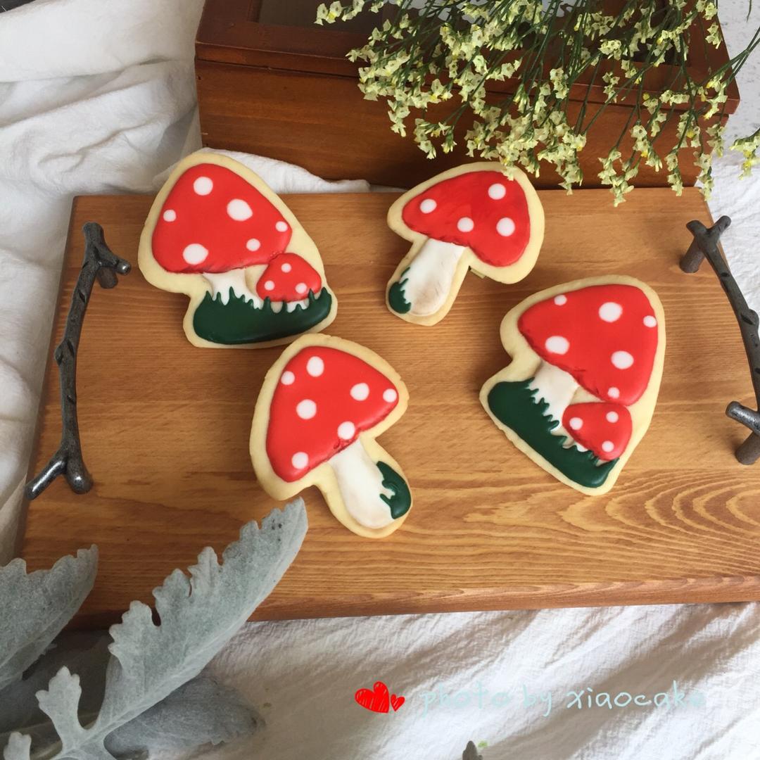 小蘑菇糖霜饼干的做法