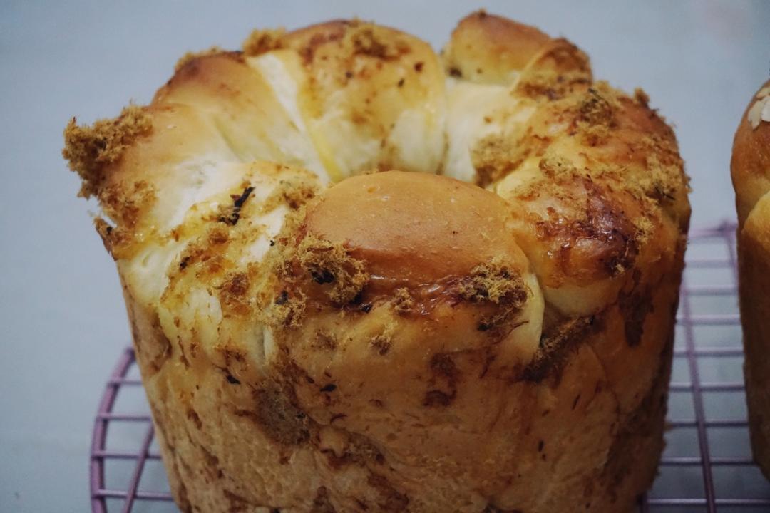 肉松手撕面包—超软会爆浆的面包哟