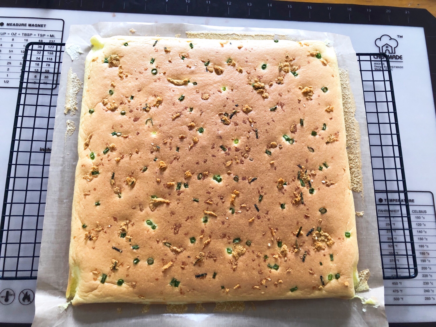 卷不裂的肉松蛋糕卷❗️咸香松软❗️一次成功❗️的做法 步骤15