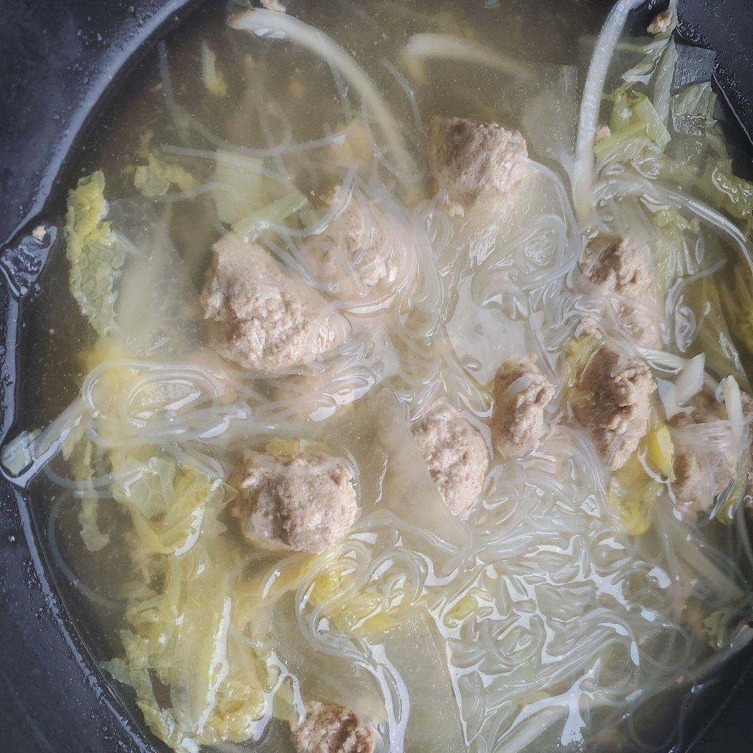 🔥这个季节一定要给孩子多喝这道紫菜肉丸汤，补铁又补钙❗️