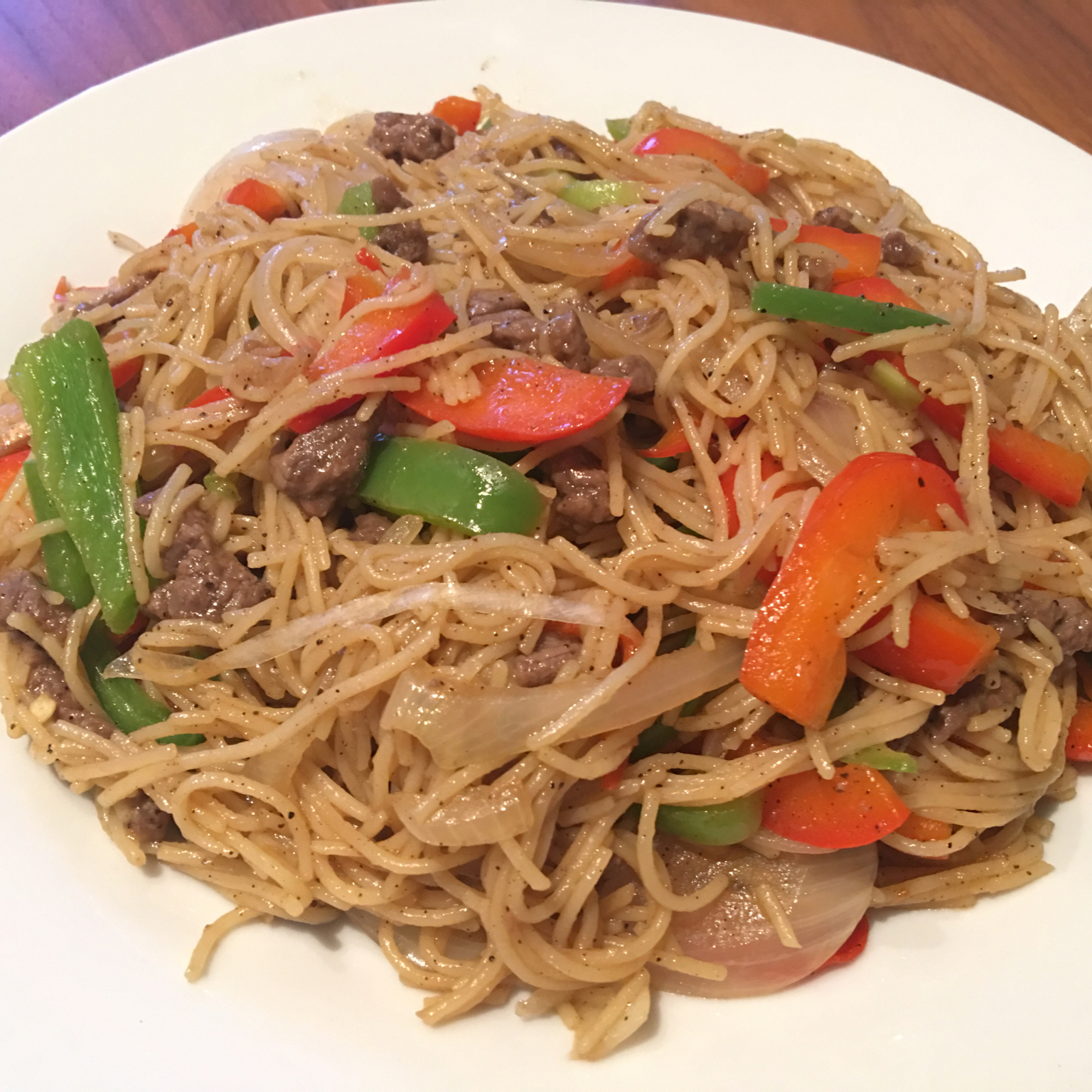 黑椒牛柳炒意面