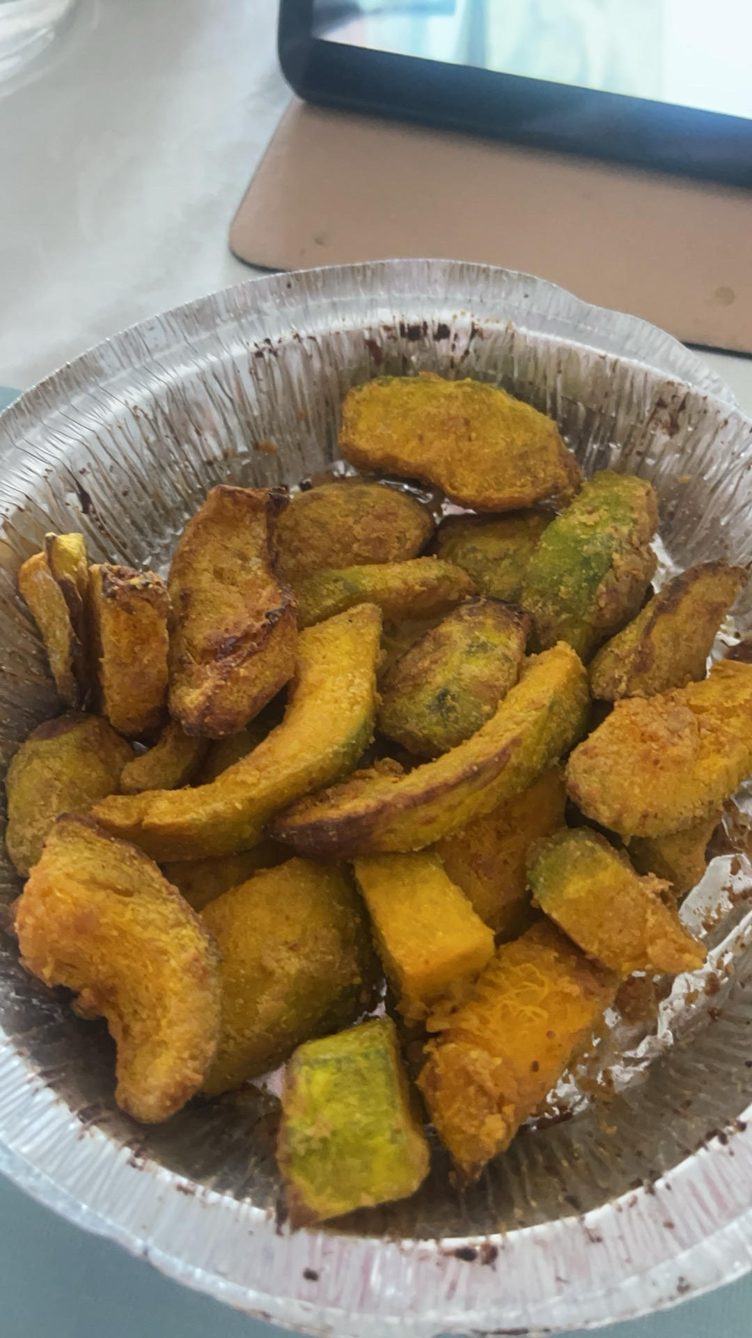 咸蛋黄焗贝贝南瓜（空气炸锅）