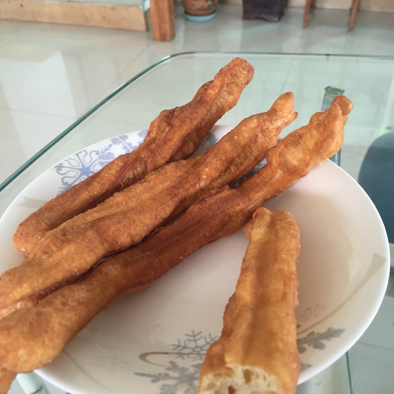 家庭油条的做法