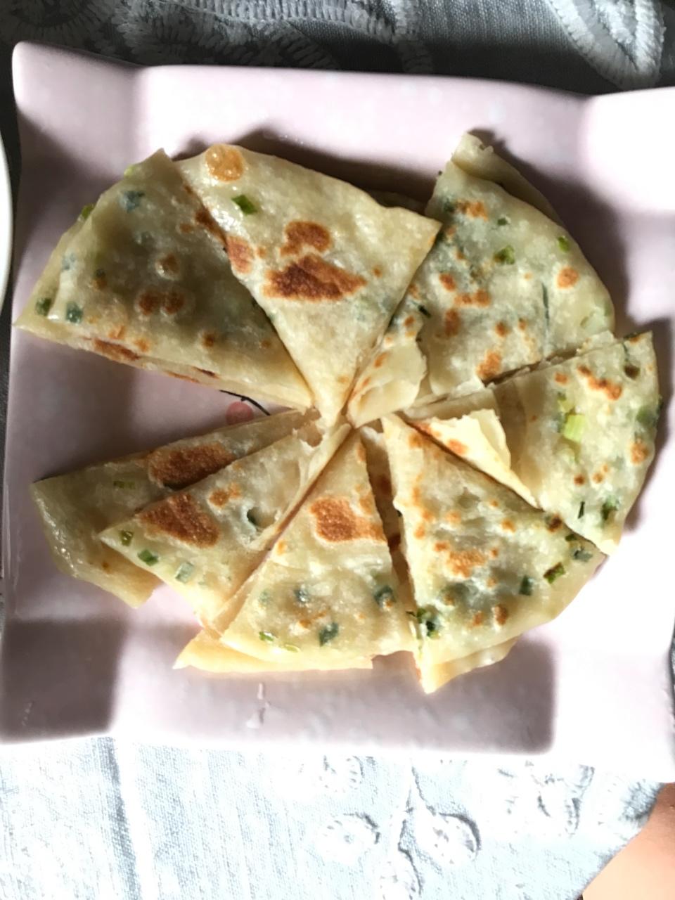 葱油饼（附外酥里嫩的技巧）