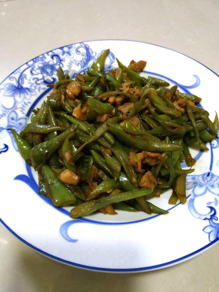肉沫豆角下饭菜